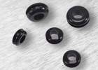 průchodky otevřené, černé (měkčené PVC) - Pro tloušťku panelu MIN. (mm) - 1,5